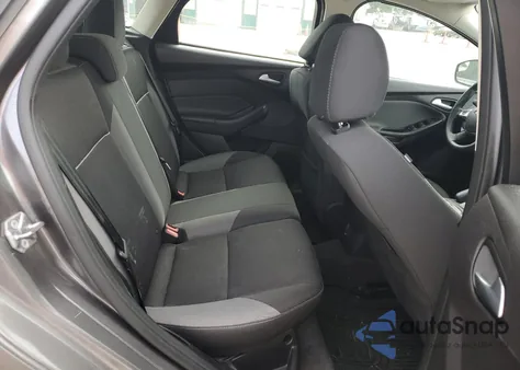 2014 Ford Focus Se z USA, uszkodzony, nr VIN 1FADP3K22EL404393